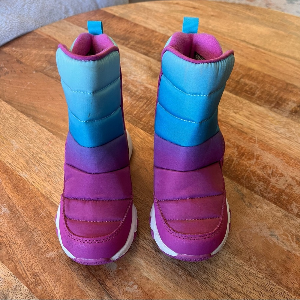 Girls toddler snow boots Merrill puffer size 10